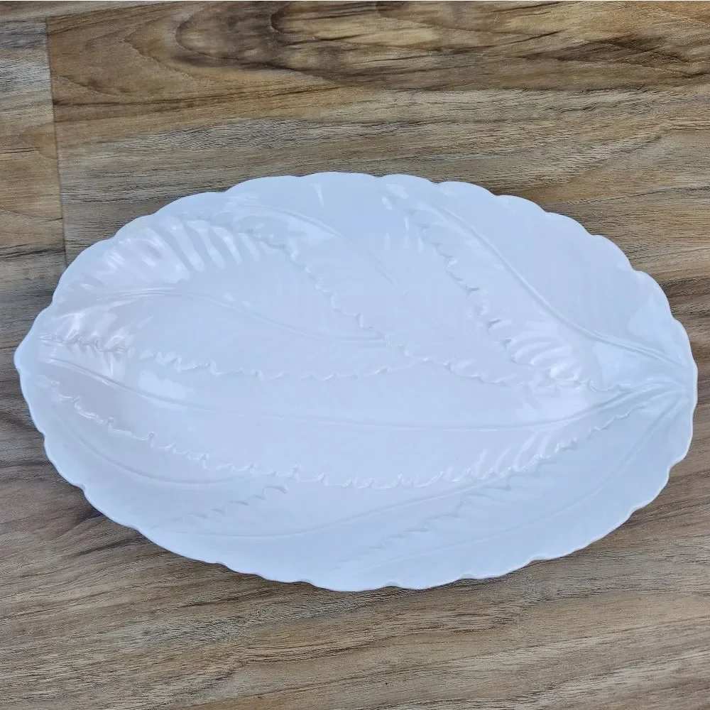 🔹️Williams Sonoma White Leaf Print Italian Serving Platter